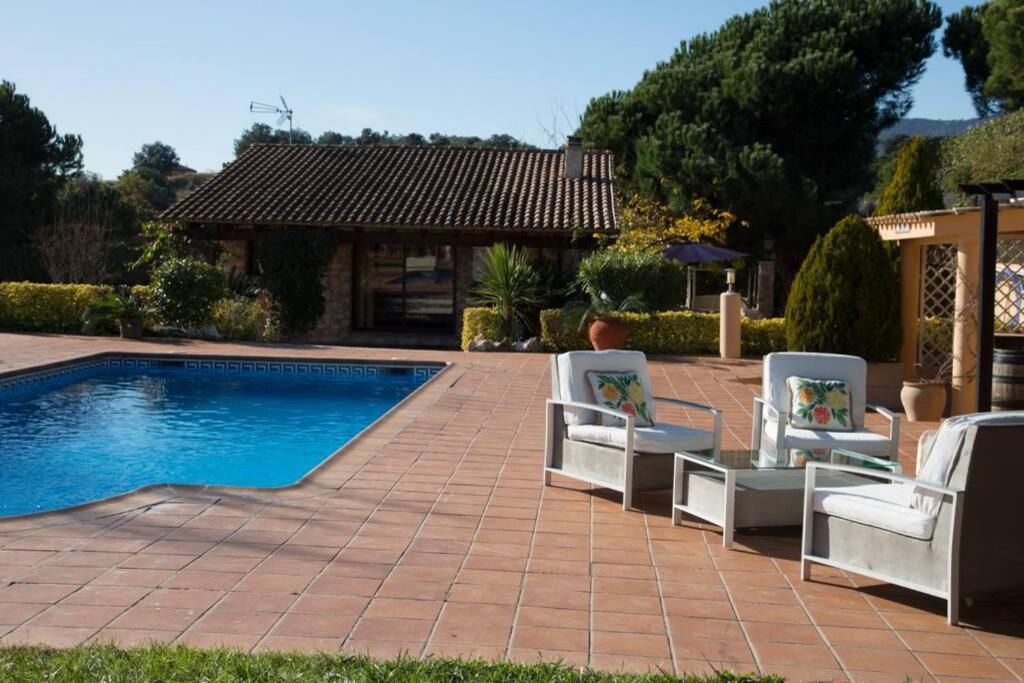Vila Casa Bella Con Piscina Caldes De Montbui Exteriér fotografie