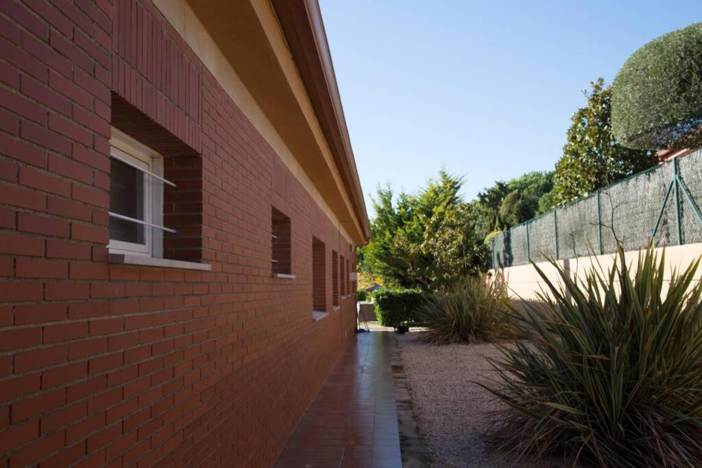 Vila Casa Bella Con Piscina Caldes De Montbui Exteriér fotografie