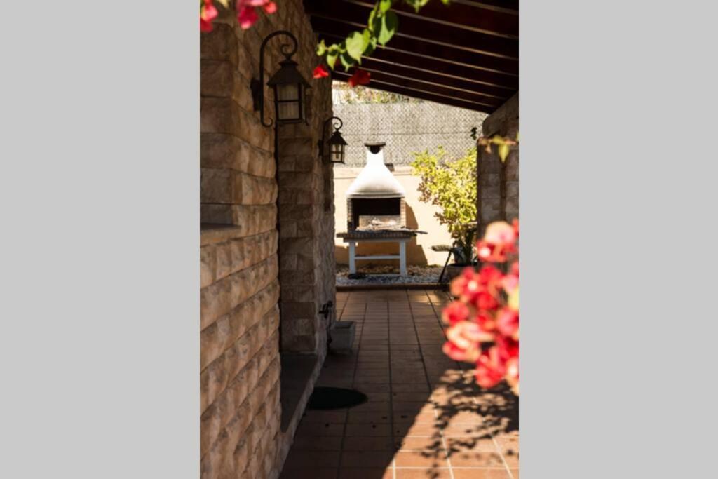 Vila Casa Bella Con Piscina Caldes De Montbui Exteriér fotografie