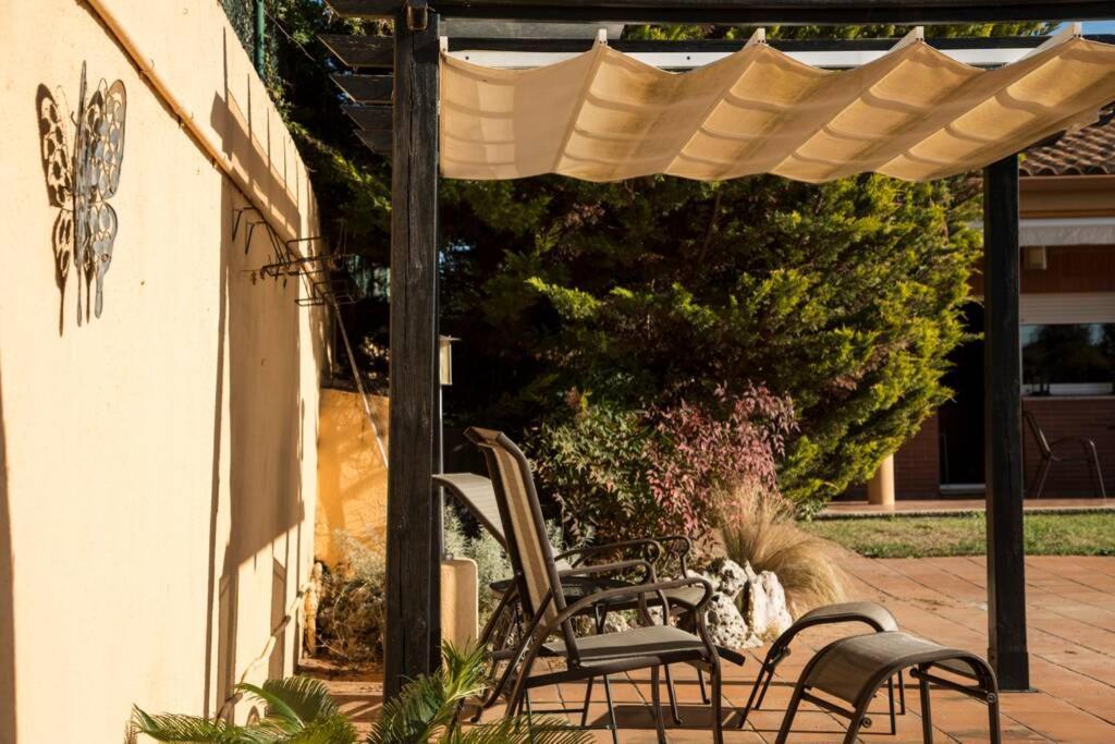 Vila Casa Bella Con Piscina Caldes De Montbui Exteriér fotografie