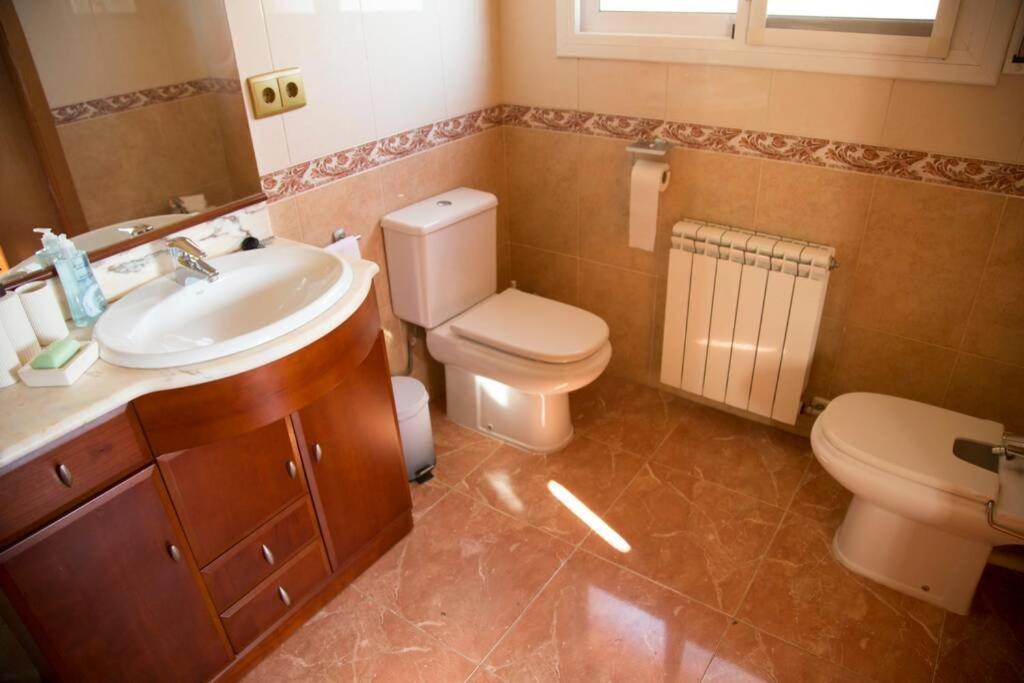 Vila Casa Bella Con Piscina Caldes De Montbui Exteriér fotografie
